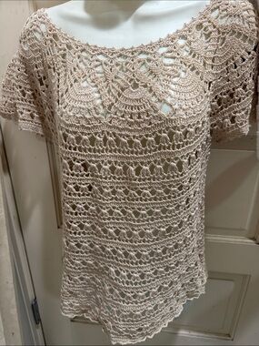 Blouse 👚 Hand-Crocheted Short Sleeve Openwork Top — Cream Tan Mercerized Cotton